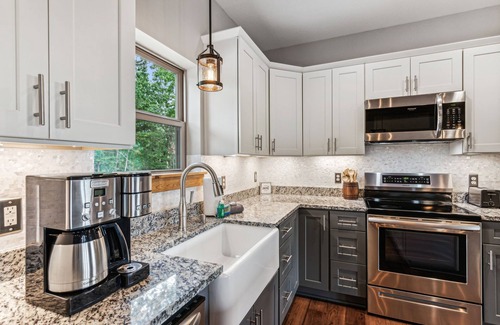 Blairsville Casa | Highland Overlook- Enjoy the Mountains and Lake!