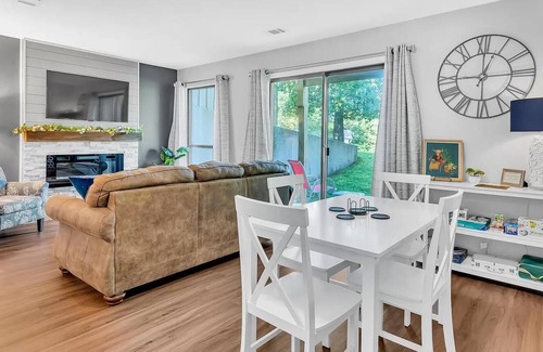 Table Rock Condominio | Highland Pointe - Resort Amenities - Hot tub - Central Location - Lakes!!