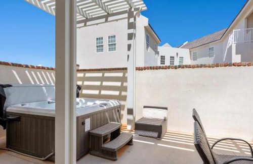 Hurricane Casa | Highlander townhouse