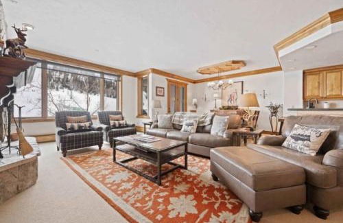 Highlands Townhomes Apartamento | Highlands Slopeside 217 by East West Hospitality