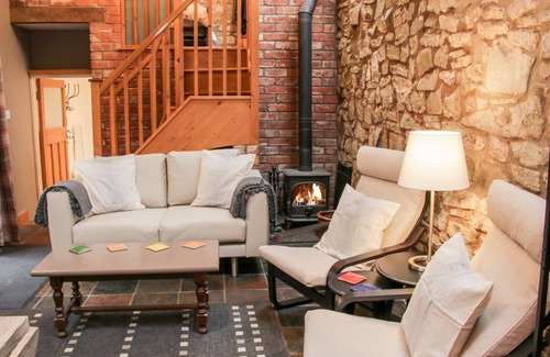 Leintwardine Cabaña | Hightree Lodge Barn, LEINTWARDINE