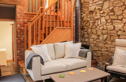 Leintwardine Cabaña | Hightree Lodge Barn, LEINTWARDINE