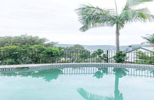 Pretty Beach Central Coast Casa | Highview House - Wifi, Pool and Views
