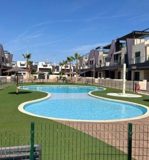 Pilar de la Horadada Apartamento | Higuericas Costa 222 Härlig takterrass med havsutsikt - Pool och 250m till stranden