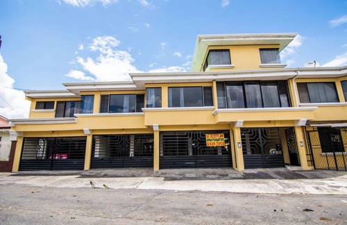 Pavas Casa | Hiiii nice place to stay , come enjoy your days and stay safety’s