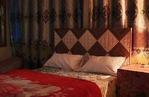 Gilgit Complejo | HIKAL GUEST HOUSE & RESTAURANT