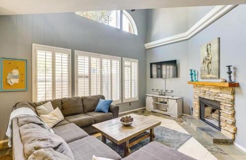 North Mountain Casa | Hike and Golf! Townhouse with Resort Perks in PHX