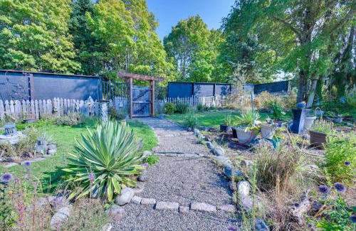 Port Angeles Apartamento | Hike, Bike and Explore Apt 2 Mi to Hollywood Beach