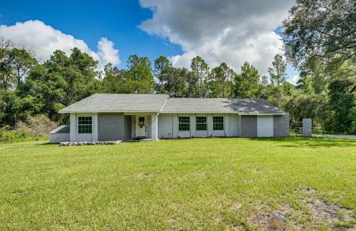 Silver Springs Casa | Hike, Fish and Explore Retreat in Silver Springs!