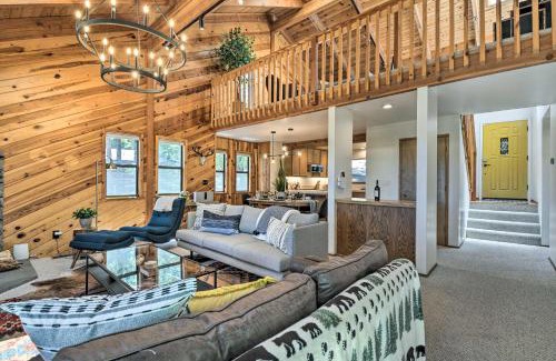 Arnold Casa | Hike, Fish, and Relax Family Arnold Cabin