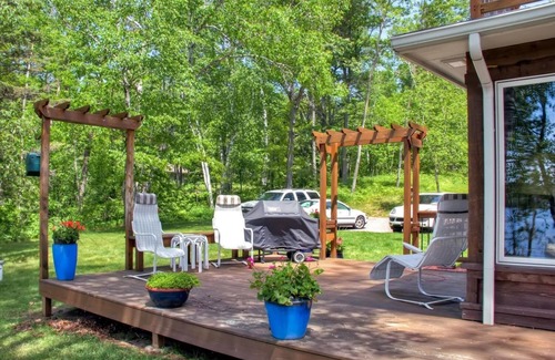Brainerd Cabaña | Hike, Fish & Boat: Waterfront Home in Brainerd!
