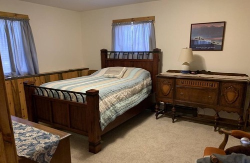 Livingston Casa | Hike, Fish, Explore! Minutes away from the Yellowstone River.