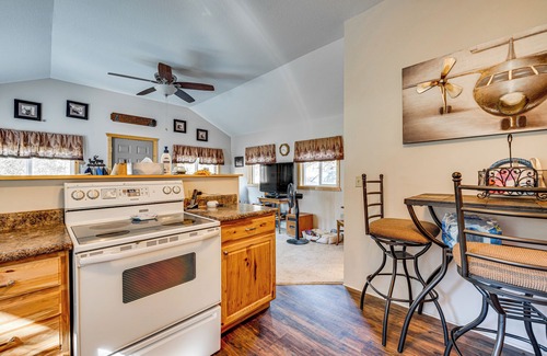 Drake Cabina | Hike, Fish & Relax: Cabin 4 Mi to Lake Estes!