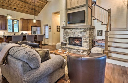 Glenville Casa | Hike, Fish & Relax: Rural Craftsman in Glenville!