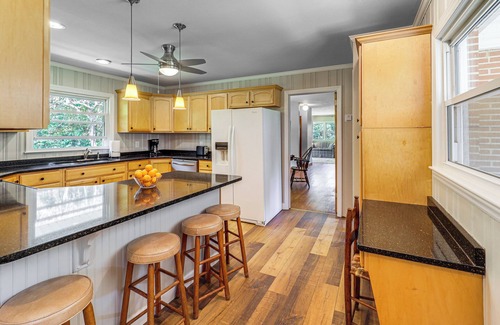 Laurel Springs Casa | Hike & Leaf Peep! Peaceful Home in Laurel Springs