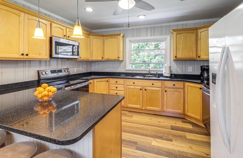 Laurel Springs Casa | Hike & Leaf Peep! Peaceful Home in Laurel Springs