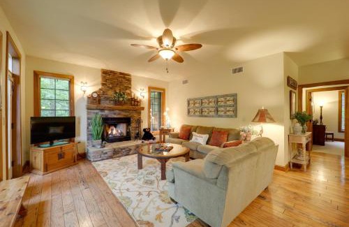 Mountain Air Apartamento | Hike On-Site! Home 8 Mi to Wolf Ridge Ski Resort