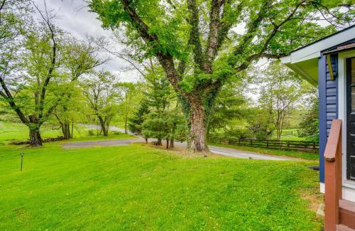 Leesburg Casa | Hike, Sip and Explore Charming Waterford Cottage!