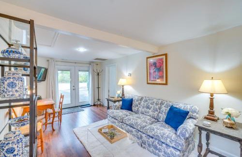 Leesburg Casa | Hike, Sip and Explore Charming Waterford Cottage!