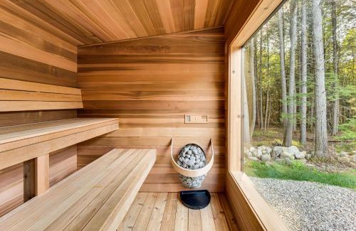 Danbury Casa | Hike, Ski and Explore Serene Danbury Cabin with Sauna
