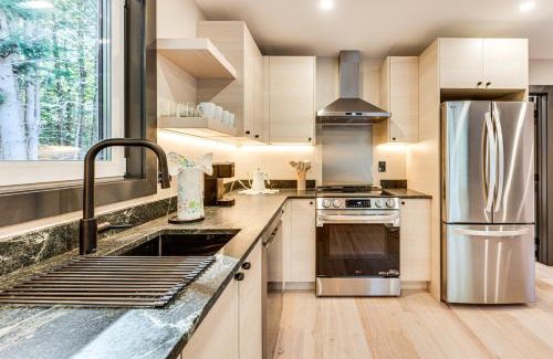 Danbury Casa | Hike, Ski and Explore Serene Danbury Cabin with Sauna