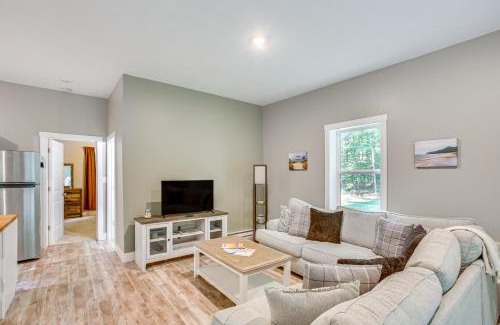 Lake Ann Casa | Hike, Ski and Unwind Michigan Escape with Fire Pit!