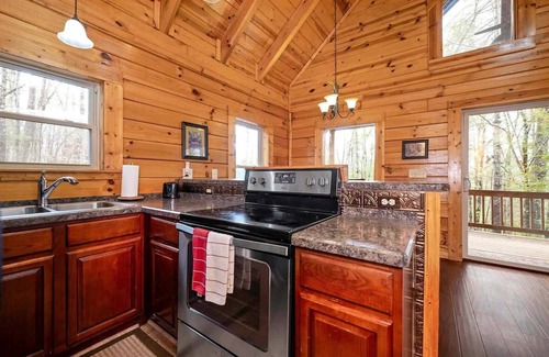 Slade Cabina | Hiker's Retreat | RRG Cabin