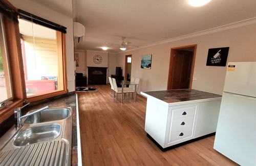 West Albury Apartamento | *Hikes*Trails*Mountain Biking*Close to Town*
