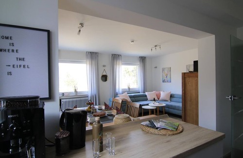 Schleiden Apartamento | Sala de senderismo, ducha, WC, como nuevo - Haus Paulus