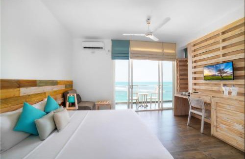 Hikkaduwa Hotel | Hikkaduwa Beach Hotel - Special Deal on 3 Night or More Stays