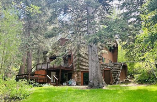 Sundance Casa | Hildas Haven on the Stream Sundance Utah