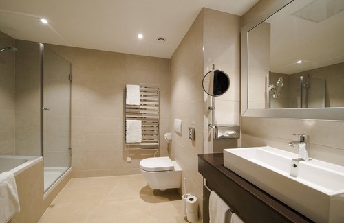 Landstrasse Hotel | HiLight Suites Hotel