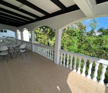 Suva Casa | Hill Bottom Accommodation