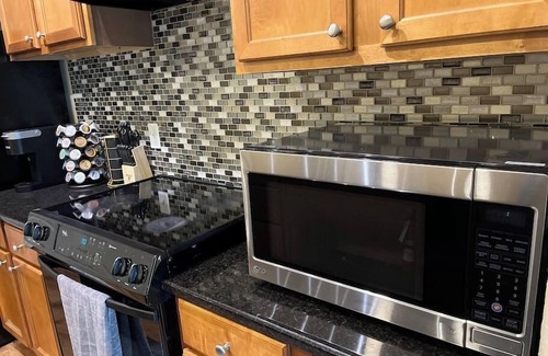 Hill Country Galleria Apartamento | Hill Country Galleria Getaway! Walk to everything!