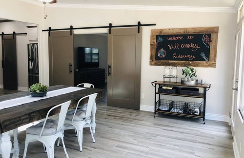 Austin Casa | ¡Hill Country Hideaway en 2 acres cerca de todo!