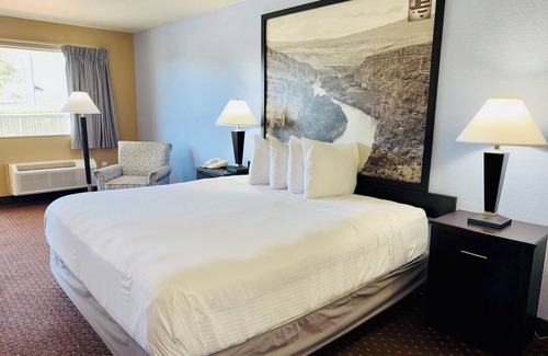 New Braunfels Hotel | Hill Country Inn & Suites - New Braunfels / Gruene
