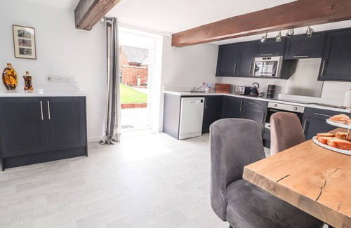 Nantwich Cabaña | Hill Farm