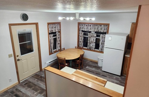 Kensington Casa | Hill Farm Charming farm house perfect for all season activities in the country!