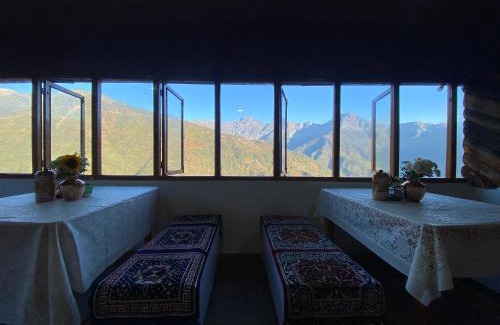 Geyzing Casa | Hill Garden Homestay