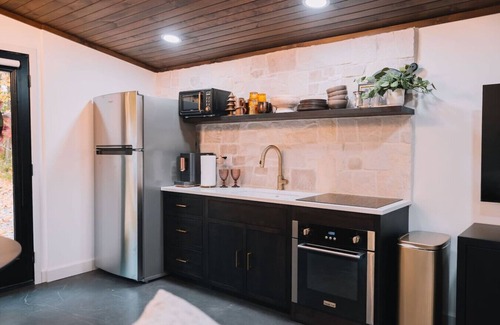 Danville Cabina | Hill Haus - A Cozy Cabin