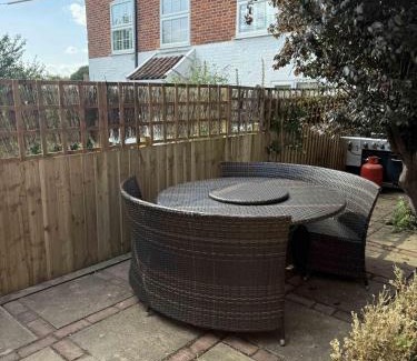 Framlingham Casa | Hill House Apartment