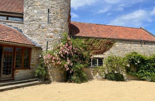 Shapwick Casa | Hill House, Spectacular Rural Home With Hot Tub