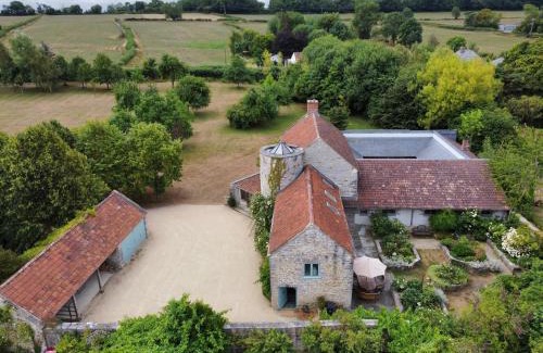 Shapwick Casa | Hill House, Spectacular Rural Home With Hot Tub