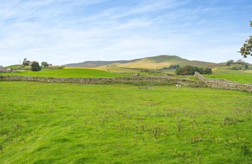 Hawes Casa | Hill View