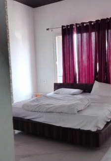 Haldwani Hotel | Hill view