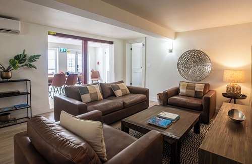 St. George's Hotel | Hillcrest Boutique Hotel, Main Villa Ground Floor King Verandah