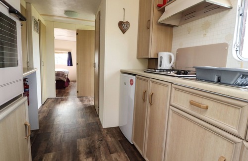 Preston Cabaña | HILLCREST CROFT, family friendly, with hot tub in Chipping