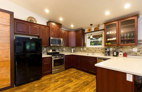 Humboldt Hill Casa | 🏡 Hillcrest Hideaway- Tucked Away Cozy Comfort and Convenience 🌳