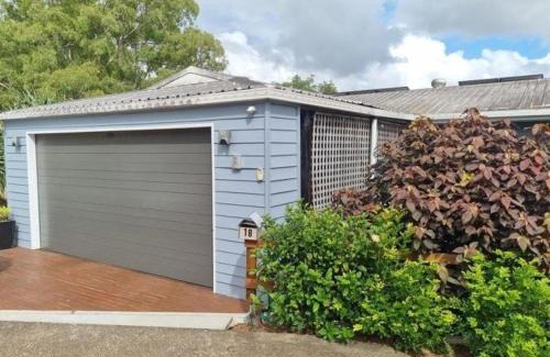 Tweed Heads South Casa | Hillcrest Retreat with River Views