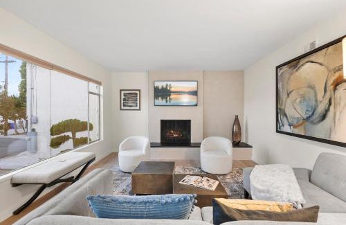 Middletown Casa | Hills Hideaway by CoastVH - Luxury Midtown 3br